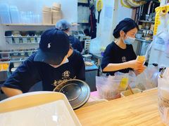 -正南齐北·老街糯米团(洪崖洞店)