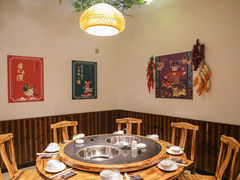 包厢-成老灶火锅鸡(高东街店)