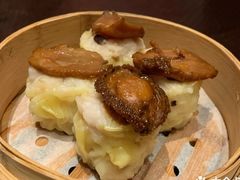 鲍鱼烧麦-北海银滩皇冠假日酒店-德丰楼中餐厅