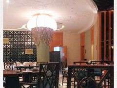 -蜈支洲岛珊瑚酒店临海阁中餐厅