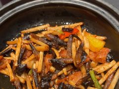 -千百味红餐厅·江西菜(绿地双子塔店)