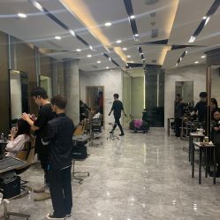 -东秀护肤造型