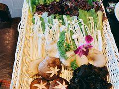 -重庆德庄火锅(体育中心店)