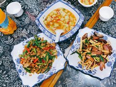 -记忆湘菜馆(芙蓉镇店)