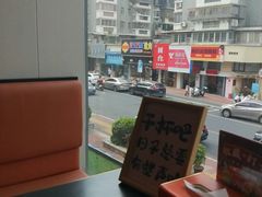 -鑫悦楼煎蟹·16年海鲜大排档