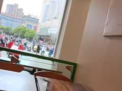 靠窗位-老乡鸡(池州商之都店)