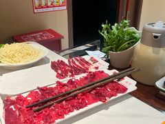 -犇鼎牛潮汕牛肉火锅(新辰里学清路店)