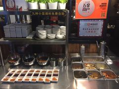 自助调料区-韩聚屋韩国烤肉餐厅(新北万达店)