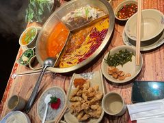 -小龙坎火锅(湖滨银泰in77店)