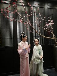 点击看大图 -盘子女人坊古装写真摄影(深圳店)