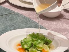 -景月阁空中食府(希尔顿酒店)