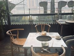 -冰冰龙虾·江湖菜·花园江景餐厅