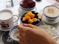 -周大娘牛乳(旧寨古村总店)