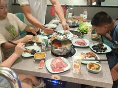 -金滏山烤肉·海鲜·火锅自助餐厅(襄阳万达店)