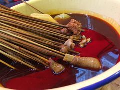 -拈签一笑黄牛肉辣卤串串