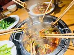 -大众跷脚牛肉馆·非遗传承单位(峨眉山店)