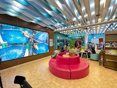 -Swim斯卫姆国际儿童游泳中心(红博中央公园店)