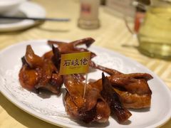 招牌烤乳鸽-石岐佬中山菜馆(张溪店)