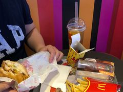 -麦当劳(城西银泰店)