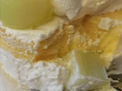 玫珑蜜瓜裸蛋糕-UPPER KITCHEN(延安路店)