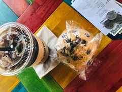-Cha Café and Bistro