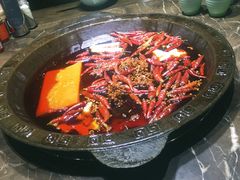 -红九格老火锅(三峡广场店)