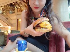-宏安瑞士大酒店馥澜吧