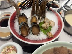 -红鼎豆捞·专注品质海鲜20年(宝丰路店)
