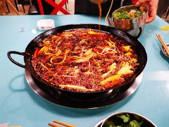 -鸿顺老铁锅美蛙鱼府(解放碑店)