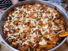 -亲昵春川鸡排(韩国美食街店)