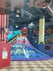 -欧酷世界动力星球(王府井奥莱UP TOWN店)