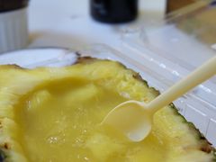 -志龙皇冠吃货椰子铺