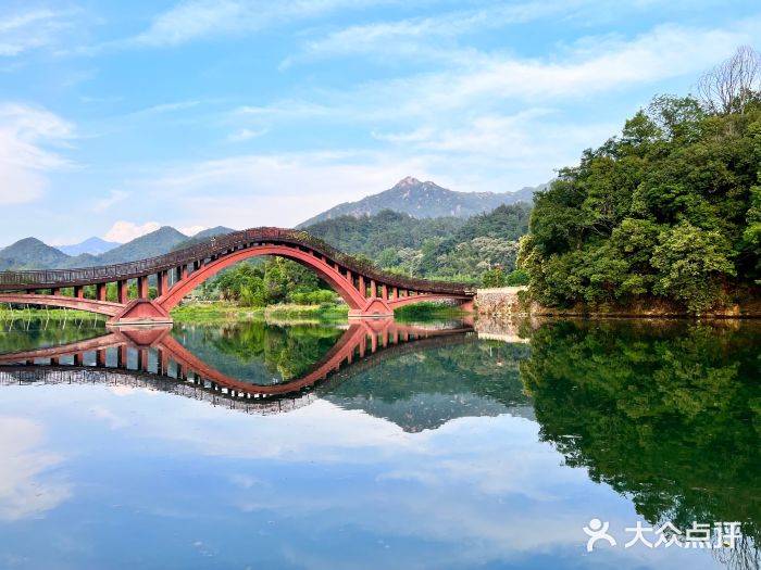 绩溪龙川景区图片