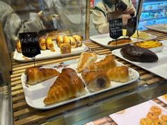 黄油牛角-新侨三宝乐面包店(菜市口店)