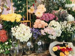 -FLOVIE FLORIST CAFE