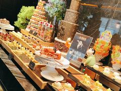 -雍容荟帝王蟹活龙虾展台自助(IFS黑金店)