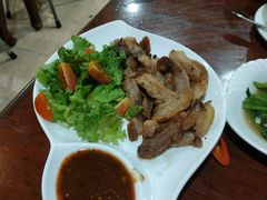 -Dang restaurant (patong phuket)