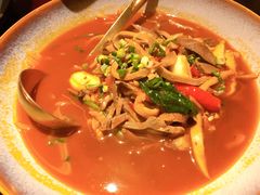 酸汤羊杂-丝路金桃·新疆菜(徐汇店)