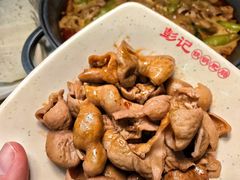 -彭记铁锅肥肠(东四总店)