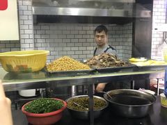 -覃肥叔桂林米粉(粮道街店)