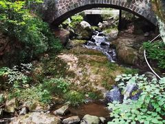 -藏龙百瀑风景区