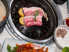 -韩香福烤肉庄园(华夏路店)