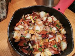 野生牛肝菌火腿洋芋焖饭-云海肴·汽锅鸡·云南菜(广安门天虹店)