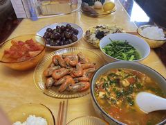 -鲸育宝宝月嫂(徐汇店)