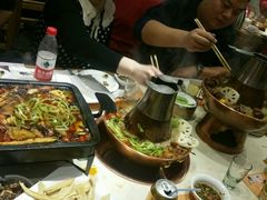 -老佛爷炭火蛙锅直营(清滨路总店)