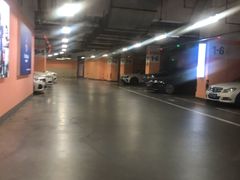 -大宁国际商业广场-地下停车库