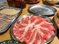 -洱火云南酸菜牛肉火锅(石景山当代商城店)