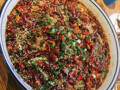 水煮牛肉-兔槽江湖菜·重庆璧山兔(水围店)