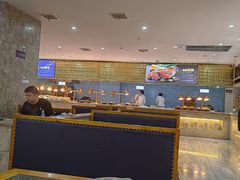 -锤头鲨毛肚海鲜烤肉自助餐厅(国购广场店)