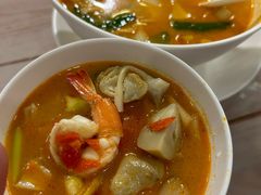 -两兄弟Song Pee Nong(2号店)